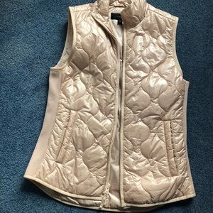 J crew lightweight vest worn once